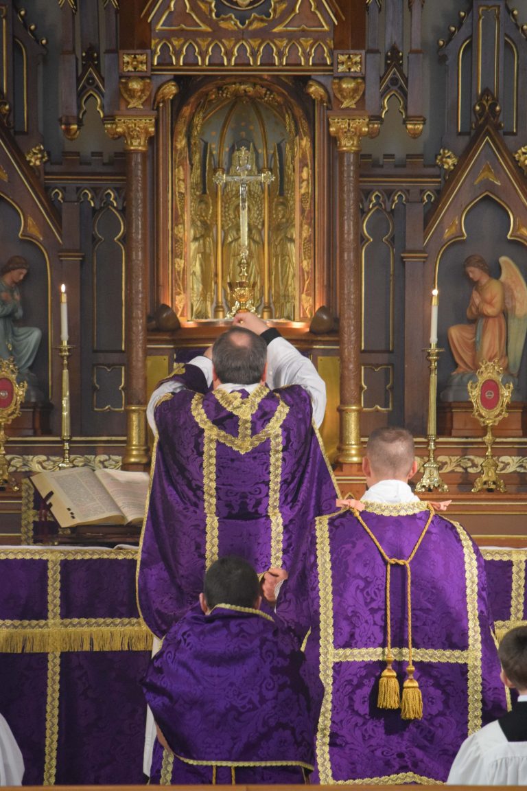 lent-tridentine-mass-society-of-madison